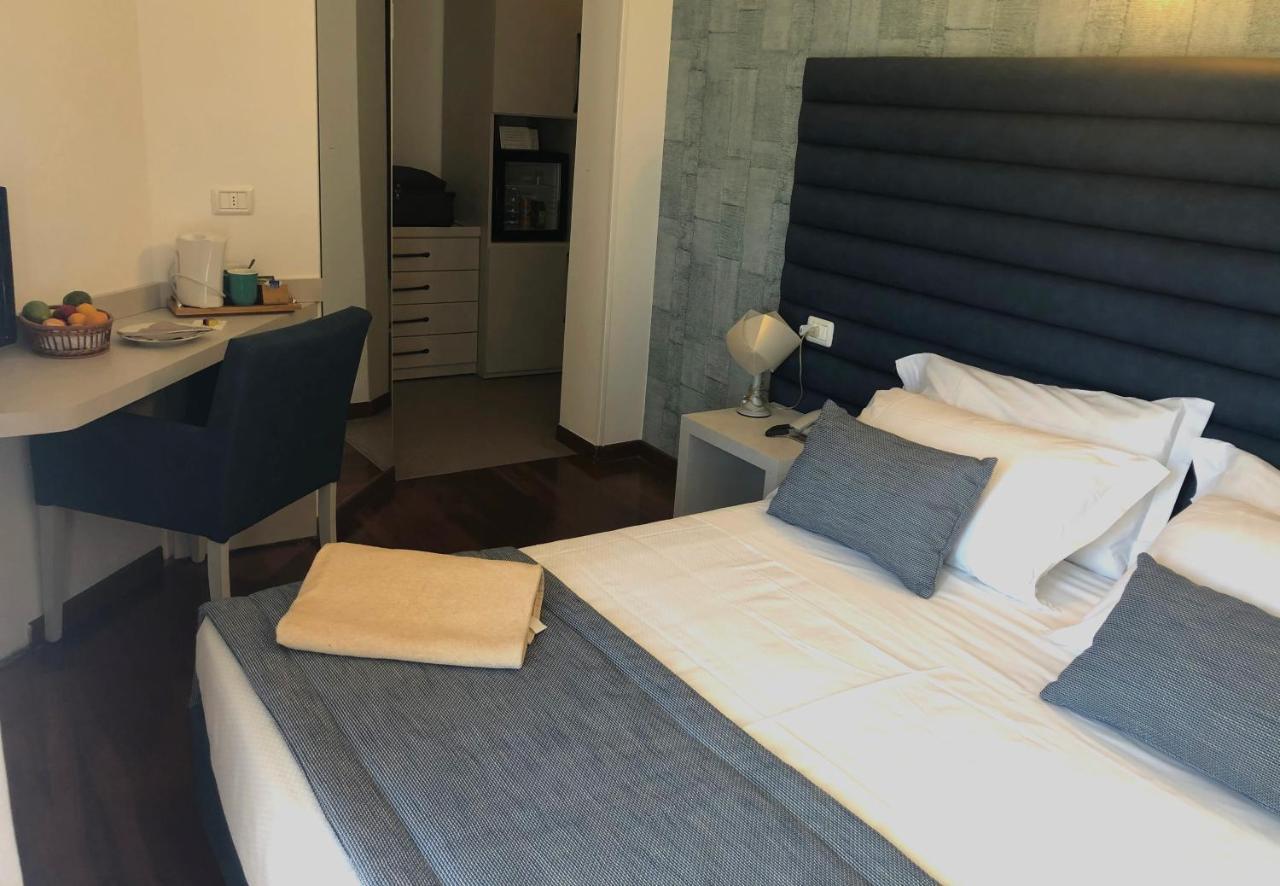 Hotel Alexander Gabicce Mare Εξωτερικό φωτογραφία