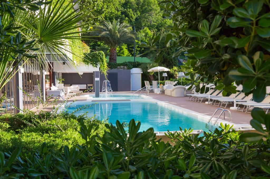 Hotel Alexander Gabicce Mare Εξωτερικό φωτογραφία