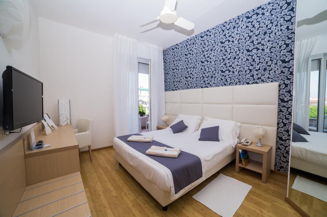 Hotel Alexander Gabicce Mare Εξωτερικό φωτογραφία